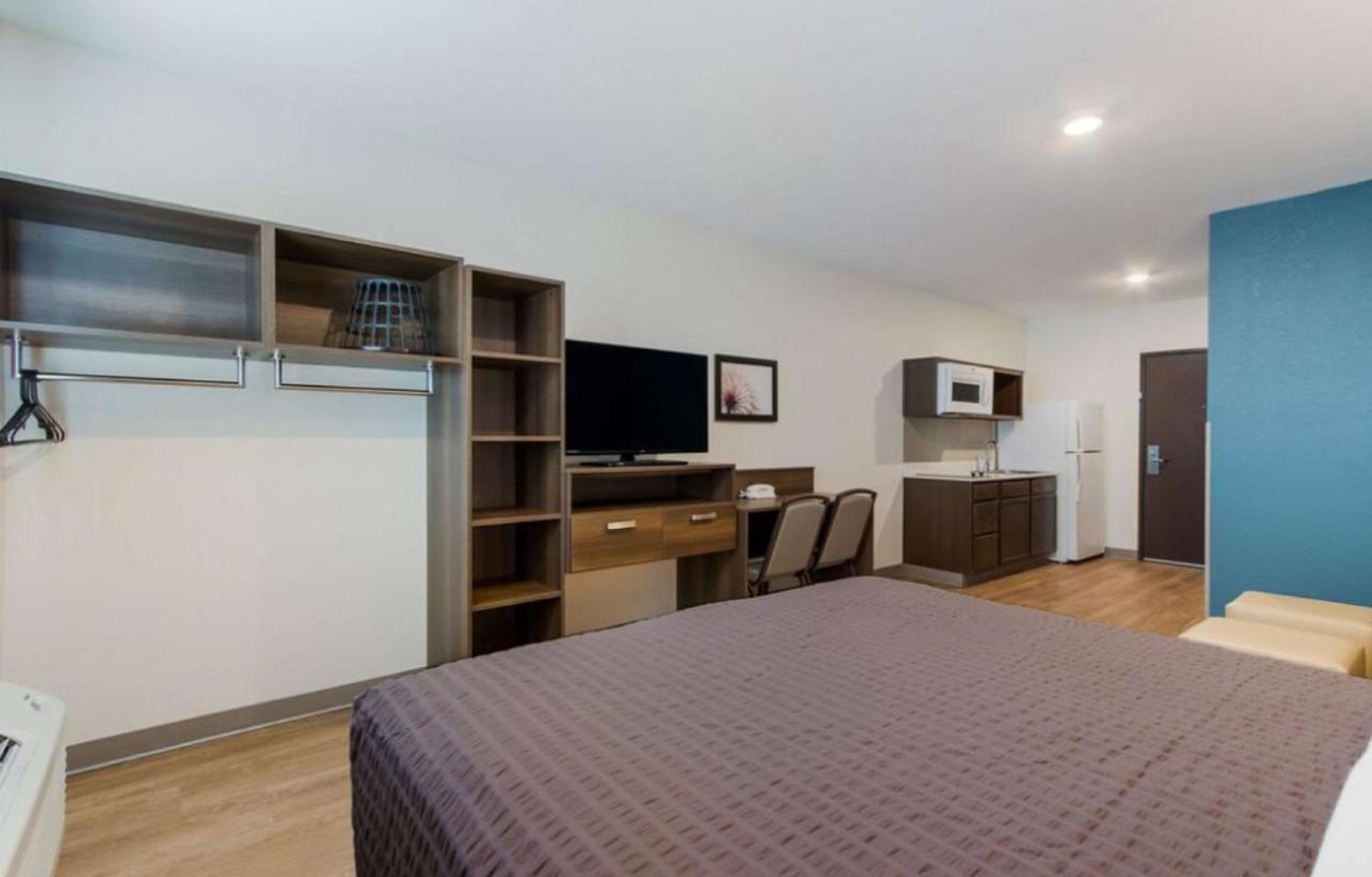 Woodspring Suites الينتاون المظهر الخارجي الصورة