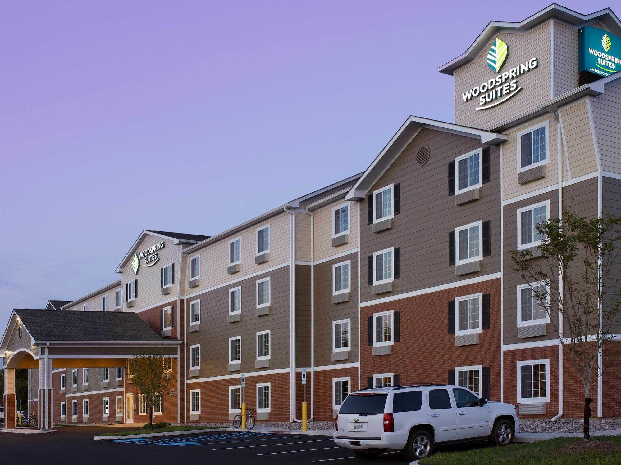 Woodspring Suites الينتاون المظهر الخارجي الصورة