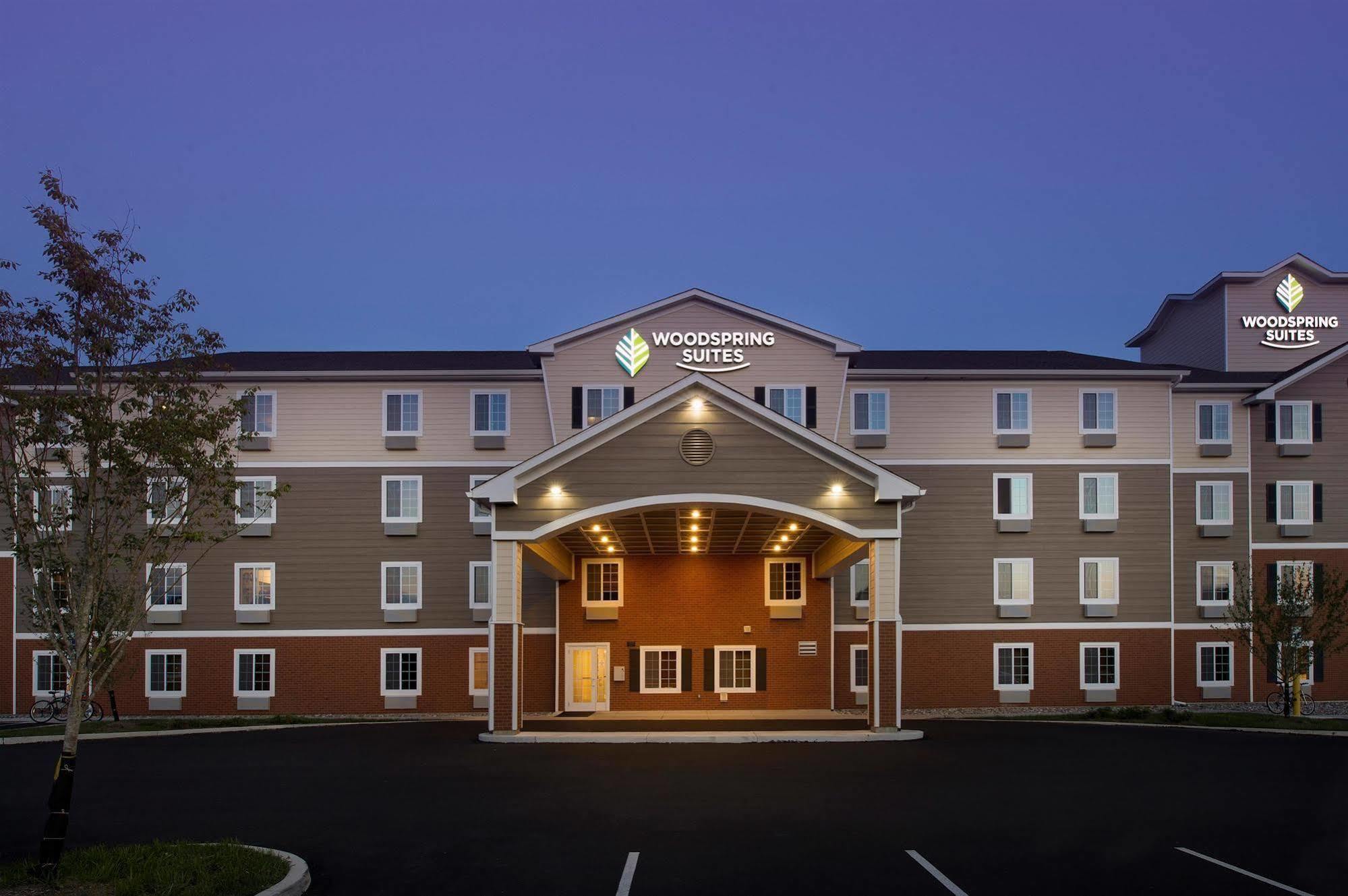 Woodspring Suites الينتاون المظهر الخارجي الصورة