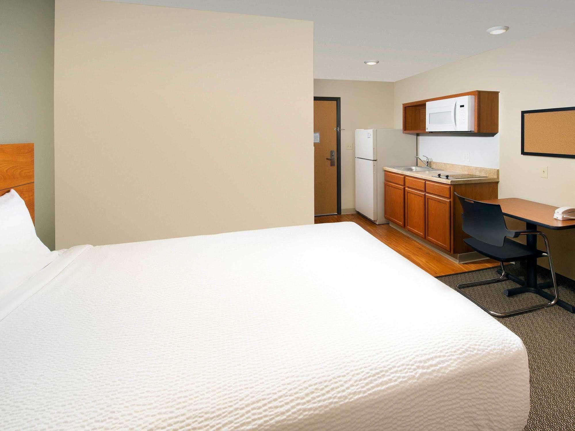 Woodspring Suites الينتاون المظهر الخارجي الصورة